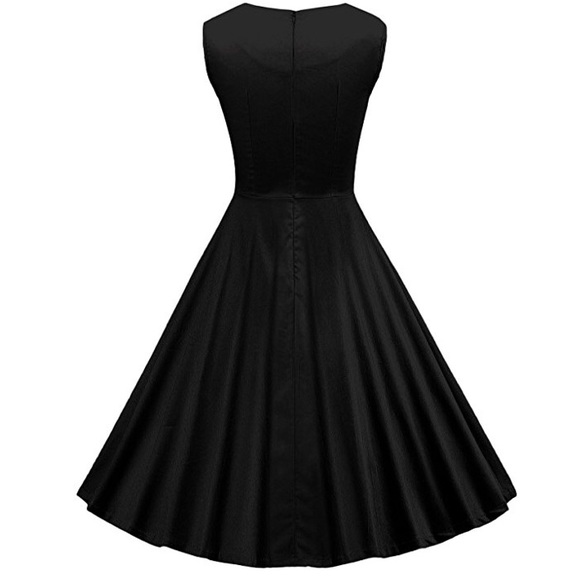 Black vintage style dress - Picture 2 of 4